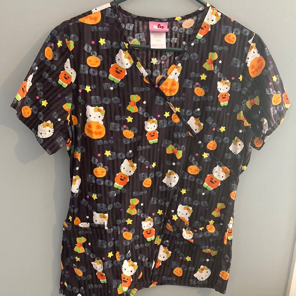 Hello Kitty Halloween Themed Scrub Top - Black and Orange
